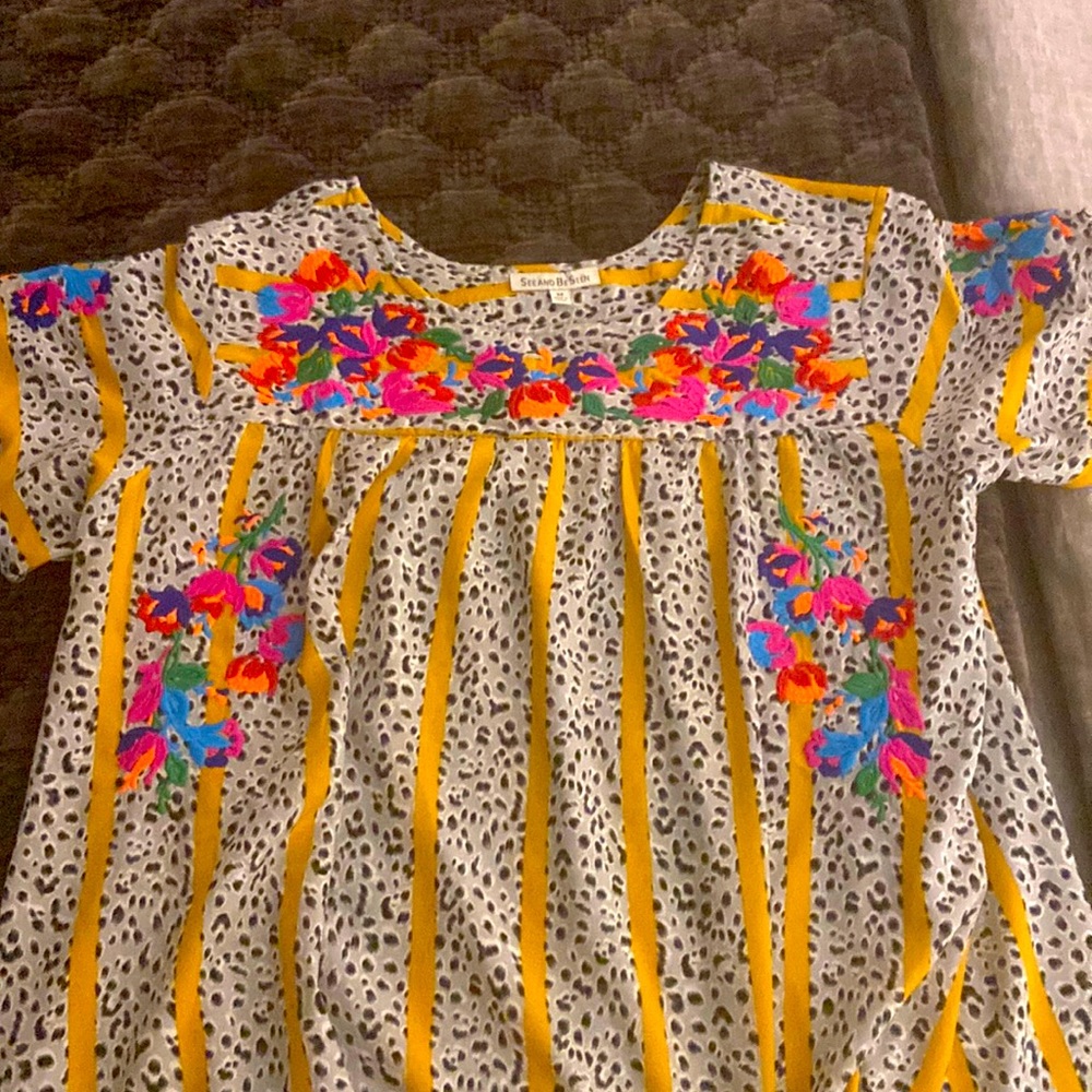 SPRING TOP!